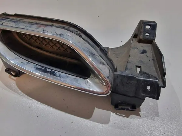 Mercedes-pakopää OEM A2138855201 - Oikea puoli image 4