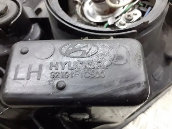 Faros delanteros izquierdo Hyundai Getz 1.1 image 2