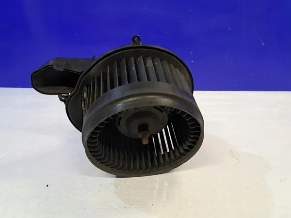 Motor de aquecimento Volvo S60 I 2.4L 120kw 2001 OEM 9171479 image 3