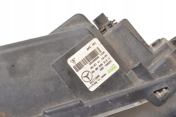 MERCEDES W207 LED LICHT RECHTS A2128200856 image 8