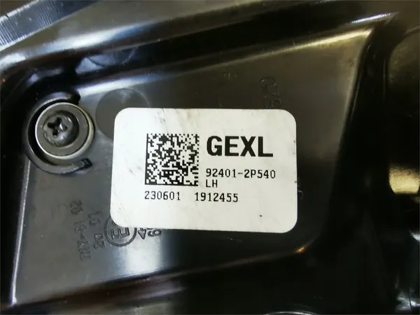 KIA SORENTO II LIFT 12-15 Luz Trasera Izquierda OEM 92401-2P540 image 7