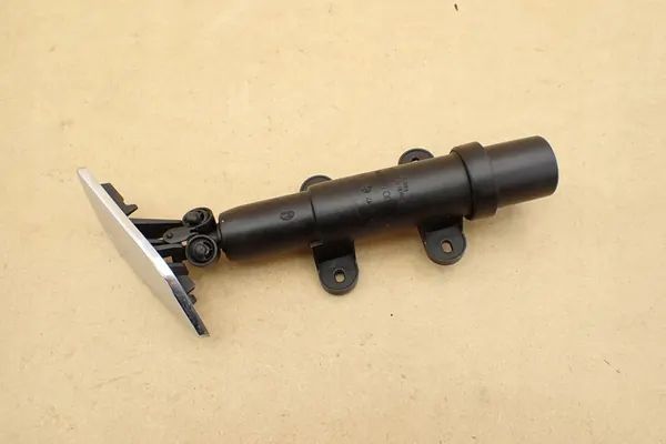 SKODA SUPERB 1 06- Rechter Koplampreiniger Deksel 3U0955979 OE image 2