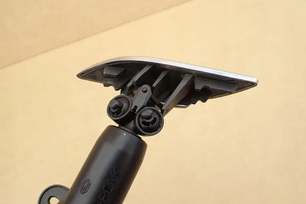 SKODA SUPERB 1 06- Rechter Koplampreiniger Deksel 3U0955979 OE image 5