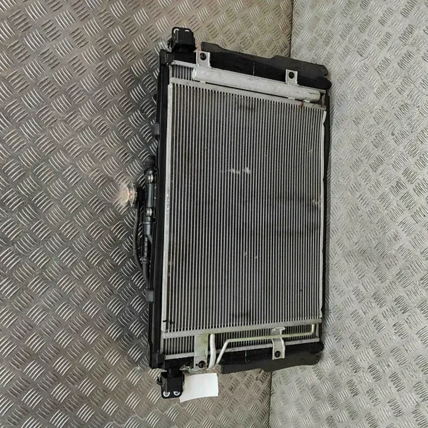 Peça refrigeração Mazda CX-30 OEM PAF215200B - Usada image 2