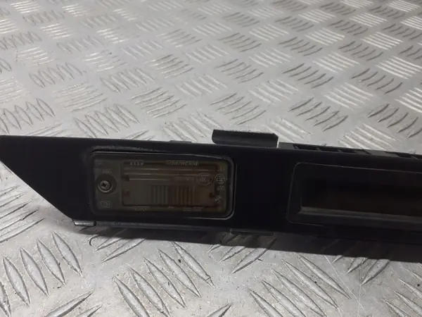 Audi A6 C6 Kofferbakdeksel Afwerking OEM 8E0827657D image 5