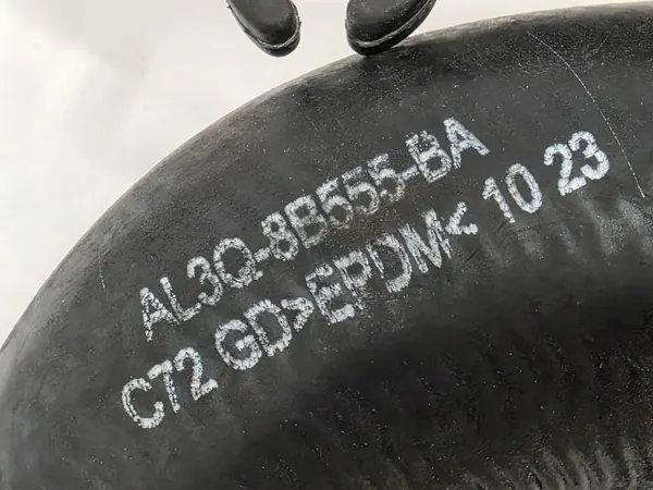 Thermostatschlauch OEM CK5Q-8584-AB für Range Rover L322 image 7