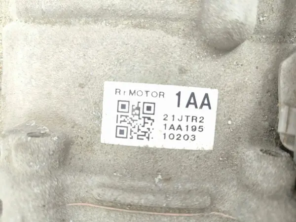 Toyota RAV4 Elektromotor OEM 21JTR21AA195 image 3