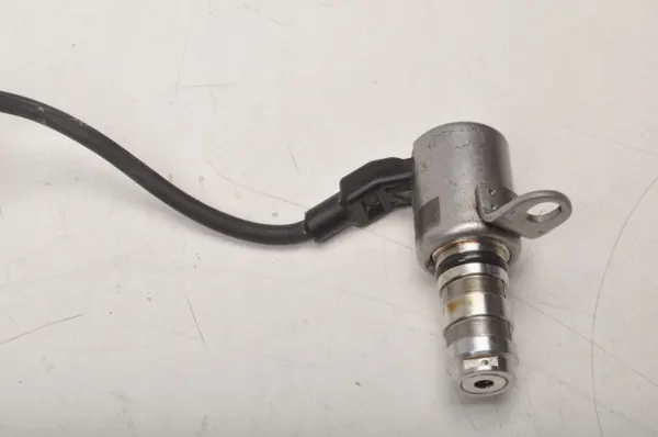 Válvula de aceite KIA OEM 21315-08300 1.5 T-GDI image 3