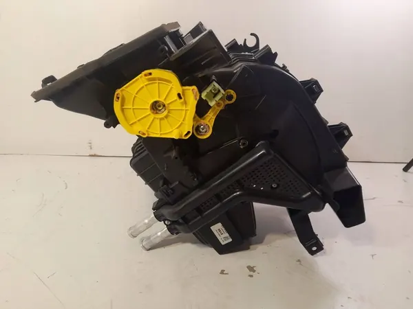 HYUNDAI I10 III 2021 1.0 Calefacción 97200-K7100 image 6