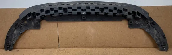 AUDI A3 8V LIFT Etupuskuri Spoilerikansi 8V3807233B image 6