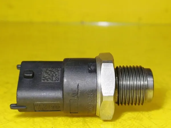 Capteur de Pression Carburant OEM DRC101224 Renault Megane II image 4