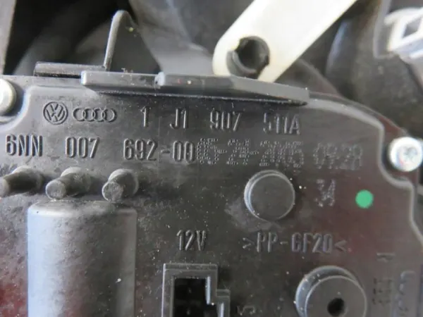 Radiateur Porsche OEM 99757217100 - Occasion image 3