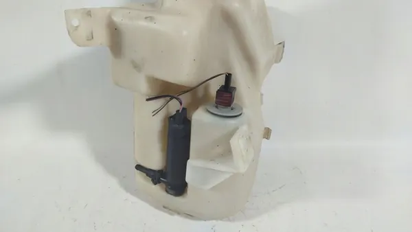 Tuulilasinpesunestesäiliö Saab 9-5 2009 image 4