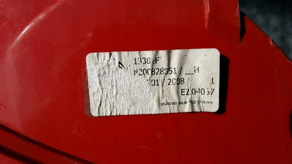 FARO TRASERO IZQUIERDO RENAULT CLIO III HB LIFT ORIGINAL NUEVO image 2