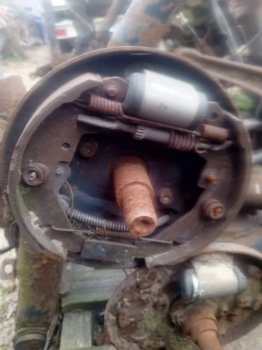 Ankkurilevy OEM 9948367 Fiat Siena Takaosa 1995-2001 image 4