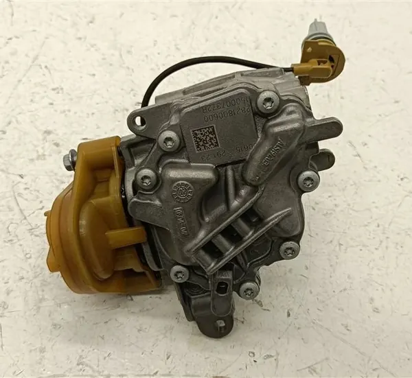 Pompe à huile OEM 2821800600 pour Mercedes W177 W247 image 5