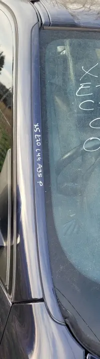 OEM LISTWA SZYBY CZOŁOWEJ PRAWA BMW X5 E70 A35 image 2