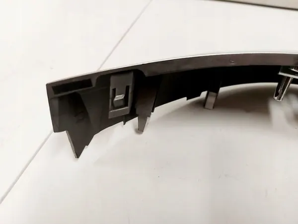 Quadro Seletor Marchas OEM 1 - Mitsubishi OE Usado image 10