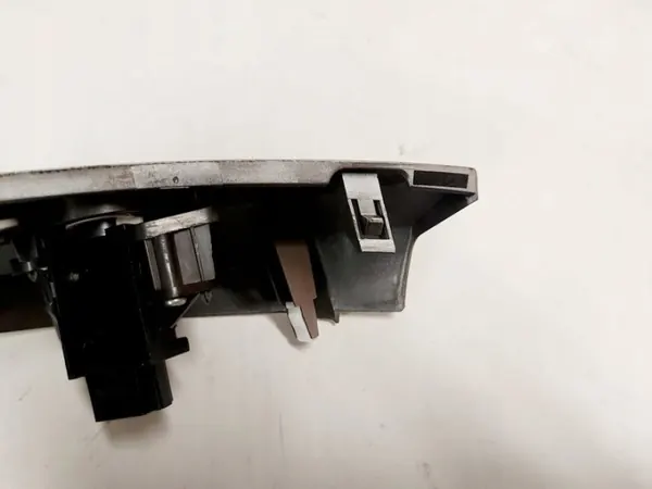 Quadro Seletor Marchas OEM 1 - Mitsubishi OE Usado image 9