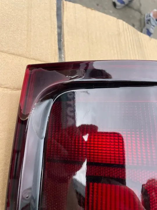 VW Amarok 2H Luz Trasera Derecha 2H1945096J Izquierda 2H1945095J image 7