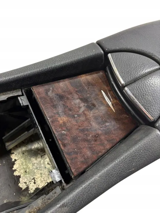 Mercedes W211 middenconsole armsteun OEM A2116800250 image 5