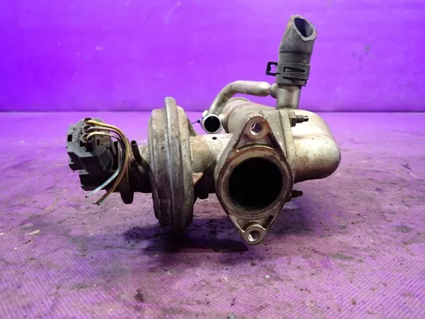 FORD MONDEO III MK3 00-03 2.0 D EGR-VENTTIILI 1S7Q-9D475-BA image 3