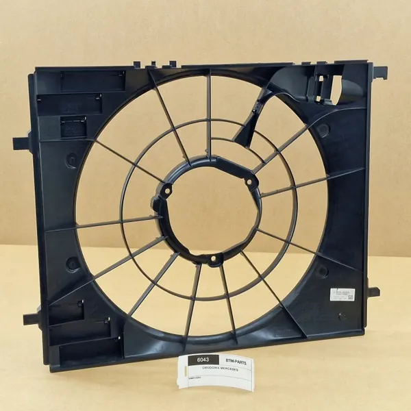 Mercedes Ventilatorhuis OEM 1679061804 - 850W Gebruikt image 4