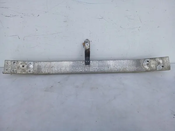 Etupuskuri vahvistus Nissan Note E11 image 2