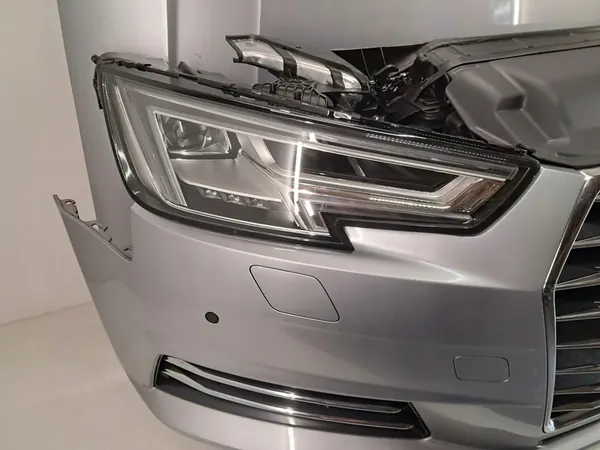 Conjunto frontal AUDI A4 B8 con Xenón y parachoques image 6