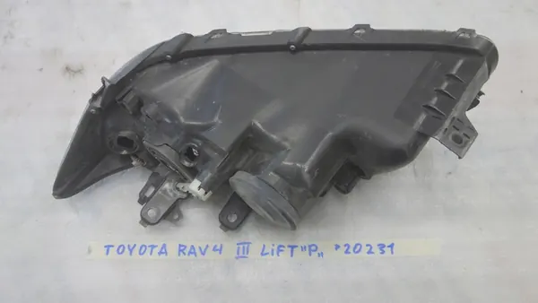 Faros Delantero Derecho Toyota RAV4 III Lift 2010-2012 OEM image 4