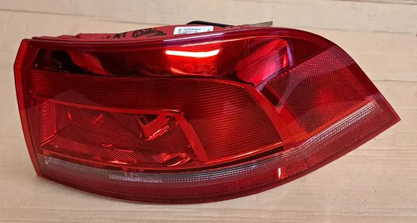 Luz trasera derecha VW Passat B7 3AF945096G image 2