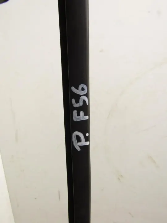 LISTWA MINI F56 Oikea Kattoharja - Käytetty image 3