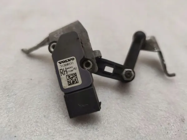 Volvo XC90 2019 Koplampniveausensor OEM 31360331 image 2