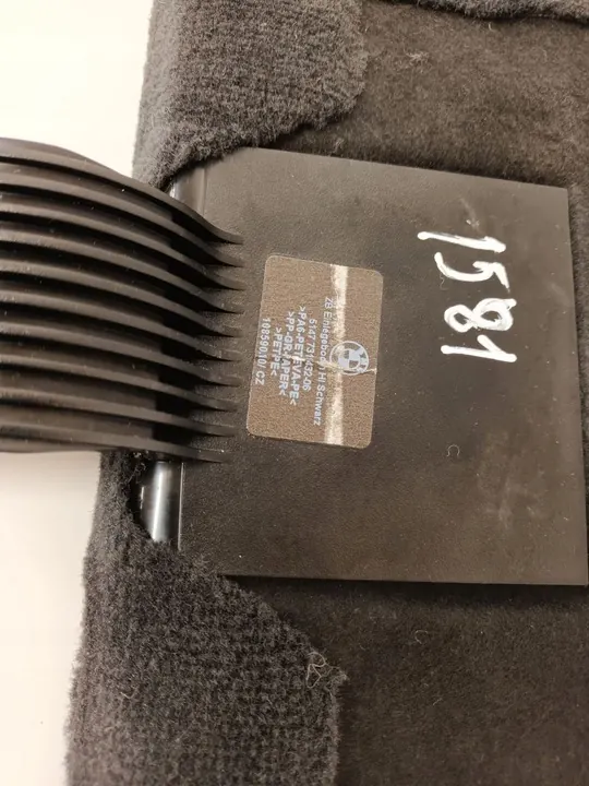 Tavaratilan Matto BMW 3 (F30, F80) 2.0L Diesel 2013 OEM image 7