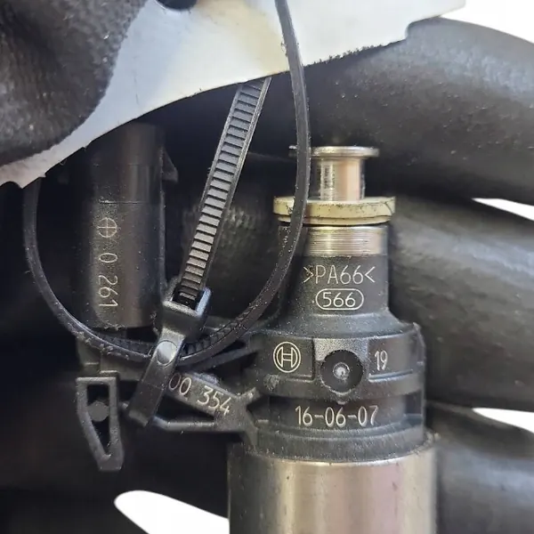 VW JETTA 5C 1.4TSI Iniettori 04E906036Q image 5