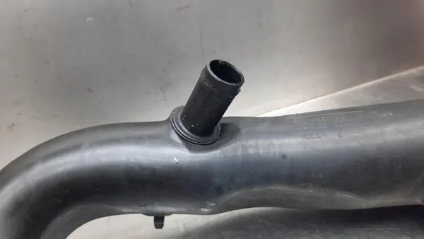 Tubería de aire 1K0129654AJ VW Passat B6 Kombi 05-10 2.0 TDI image 3