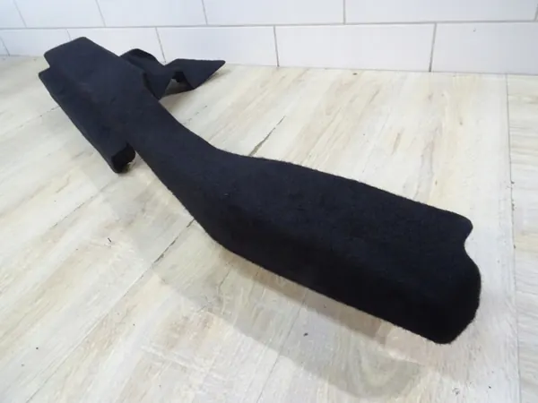 OEM 1731038-10-e LLU Clip plancher coffre Tesla Model 3 image 4