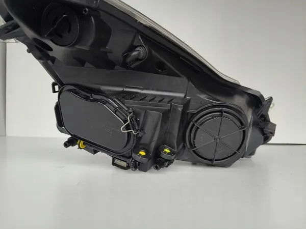 Faros izquierdo Opel Corsa D 06-11 image 5