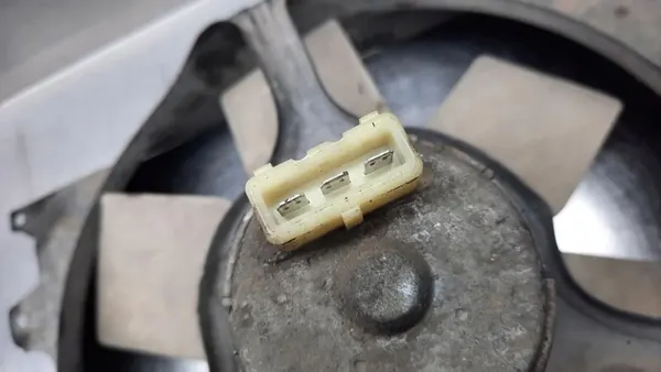 Kylarrubrik 191959455Q VW Passat B3 1.8B 90R image 6