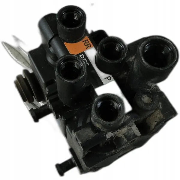 Distributeur de soupapes de suspension Range Rover Velar JPLA-5B710-AB image 1