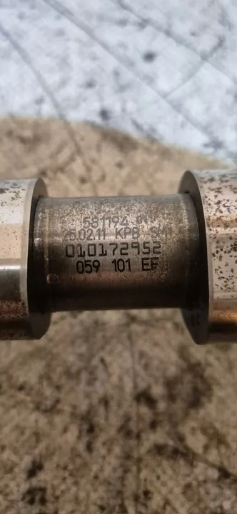 Audi Q7 4L VW Touareg 7L Kamaxel 3.0 TDI 059109021DN image 2