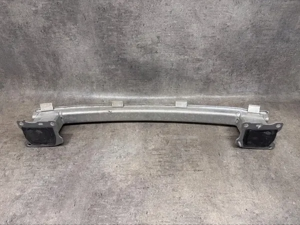 Viga de para-choque traseiro Audi A4 B9 Sedan OEM image 3