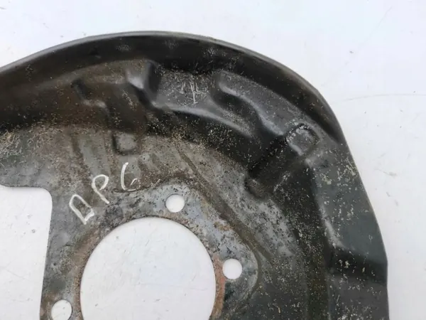 Nissan OE AMD125616 Bakre bromsskydd höger sida image 7