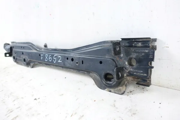 Radiatorsteun OEM 625301277R - Gebruikt image 5