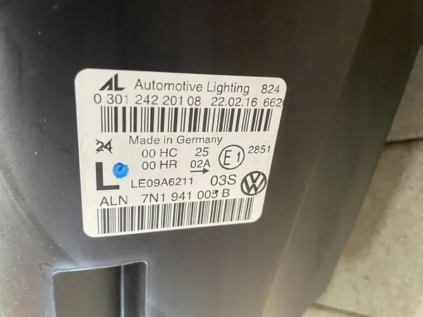 Farol Esquerdo VW Sharan II 2017 OEM 7N1941005B image 4