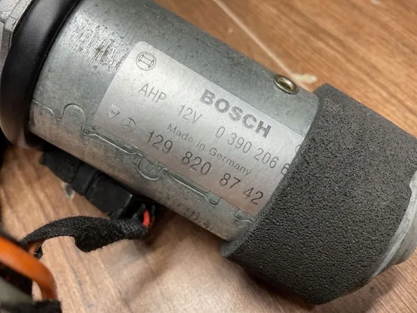 Istuin säädön moottori OEM 1298208742 Mercedes SL R129 image 3