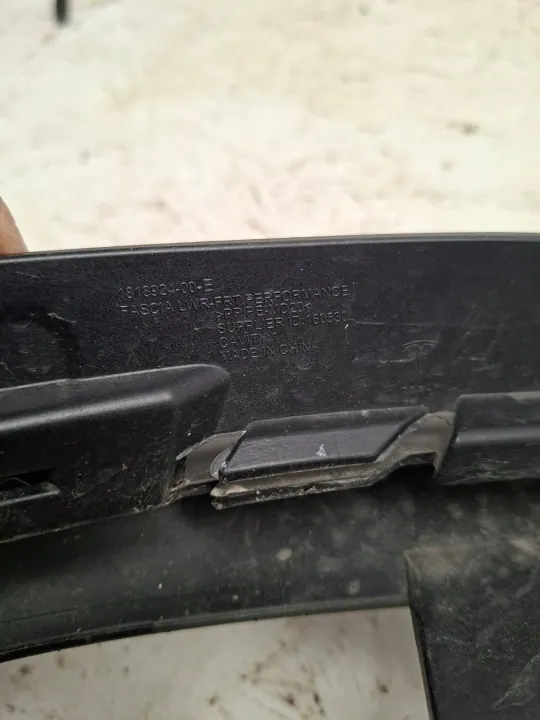 Spoiler parachoques delantero Tesla 3 OEM 1818924-00-E image 9