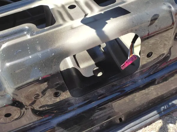 Tampa do porta-malas BMW M2 F87 image 9