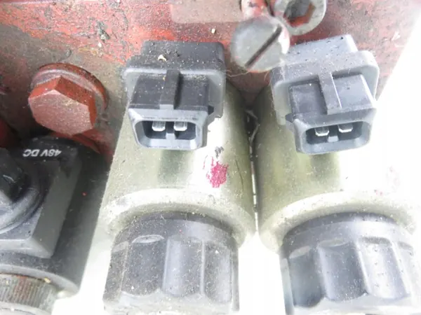 Hydraulikverteiler BR335, OEM 0009442641 image 3