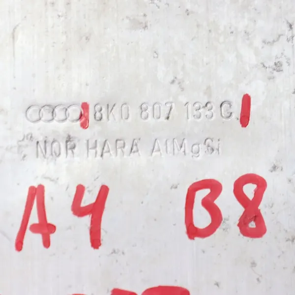 AUDI A5 S5 8T A4 B8 Zona de Impacto Esquerda 8K0807133C image 8